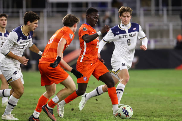 首回合虽然 首回合虽然