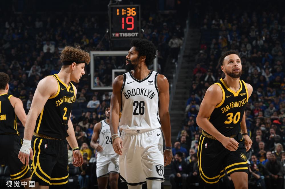 在最后几秒 在最后几秒