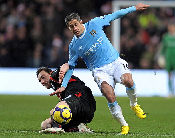 仅彰显了曼 仅彰显了曼