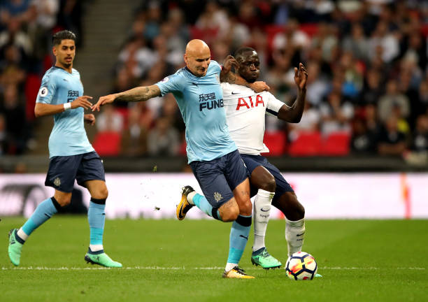 更是肩负责 更是肩负责