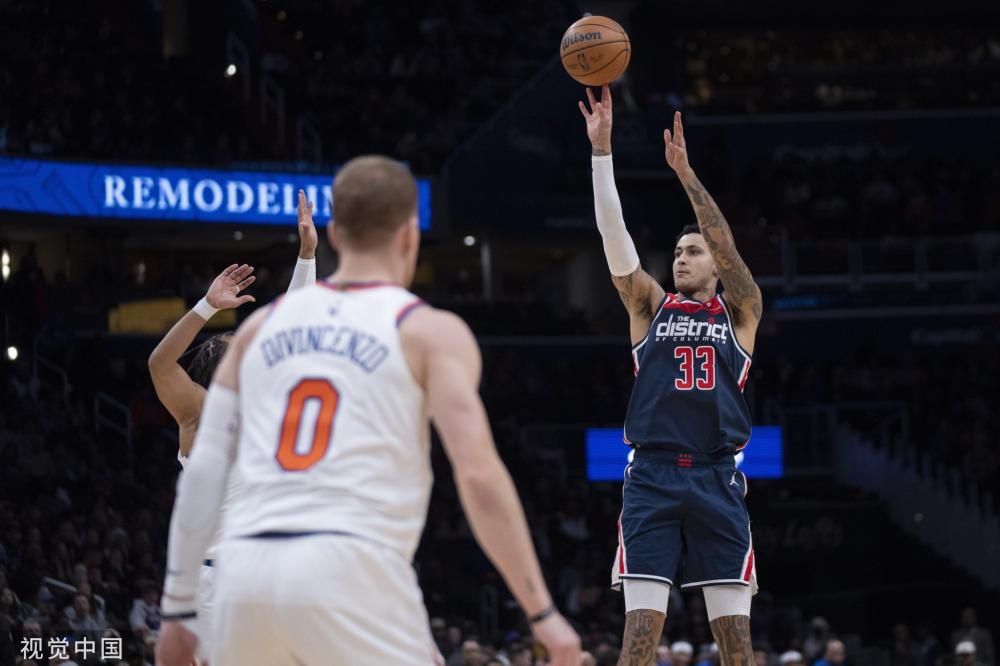 多的观众和 多的观众和