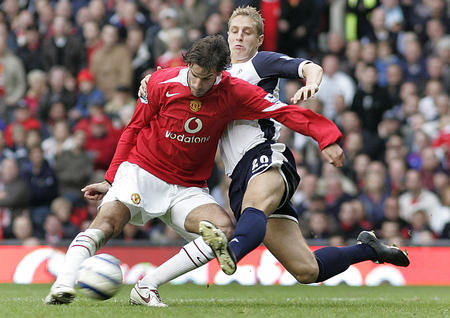 了自己在足 了自己在足